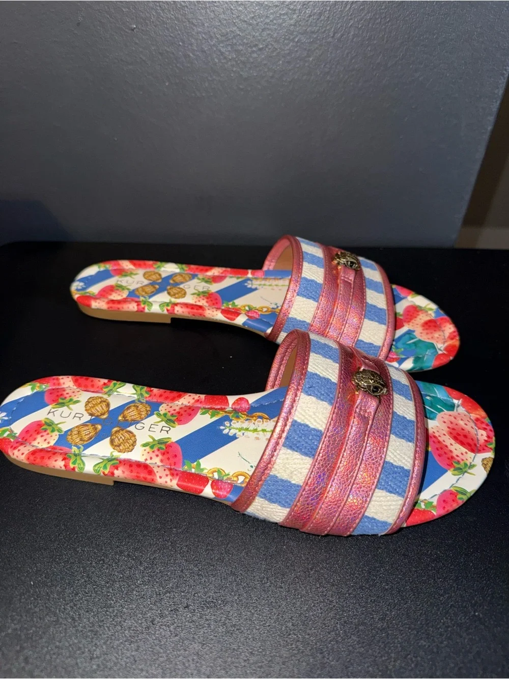 NWOT Kurt Geiger London Southbank Flat Sandals Size US 9.5/EU 40.5